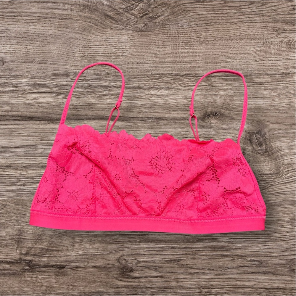 Aerie Hot Pink Lace Bralette - Size M